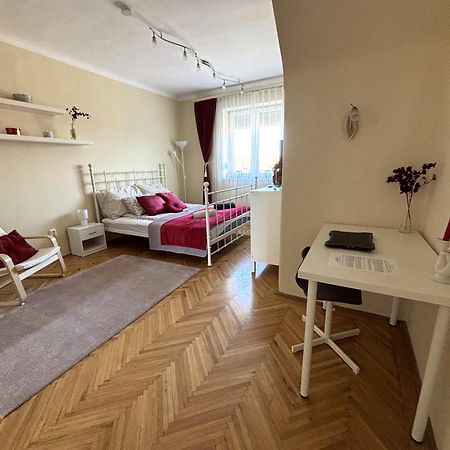 Downtown Hideaway Apartman Budapest Ngoại thất bức ảnh