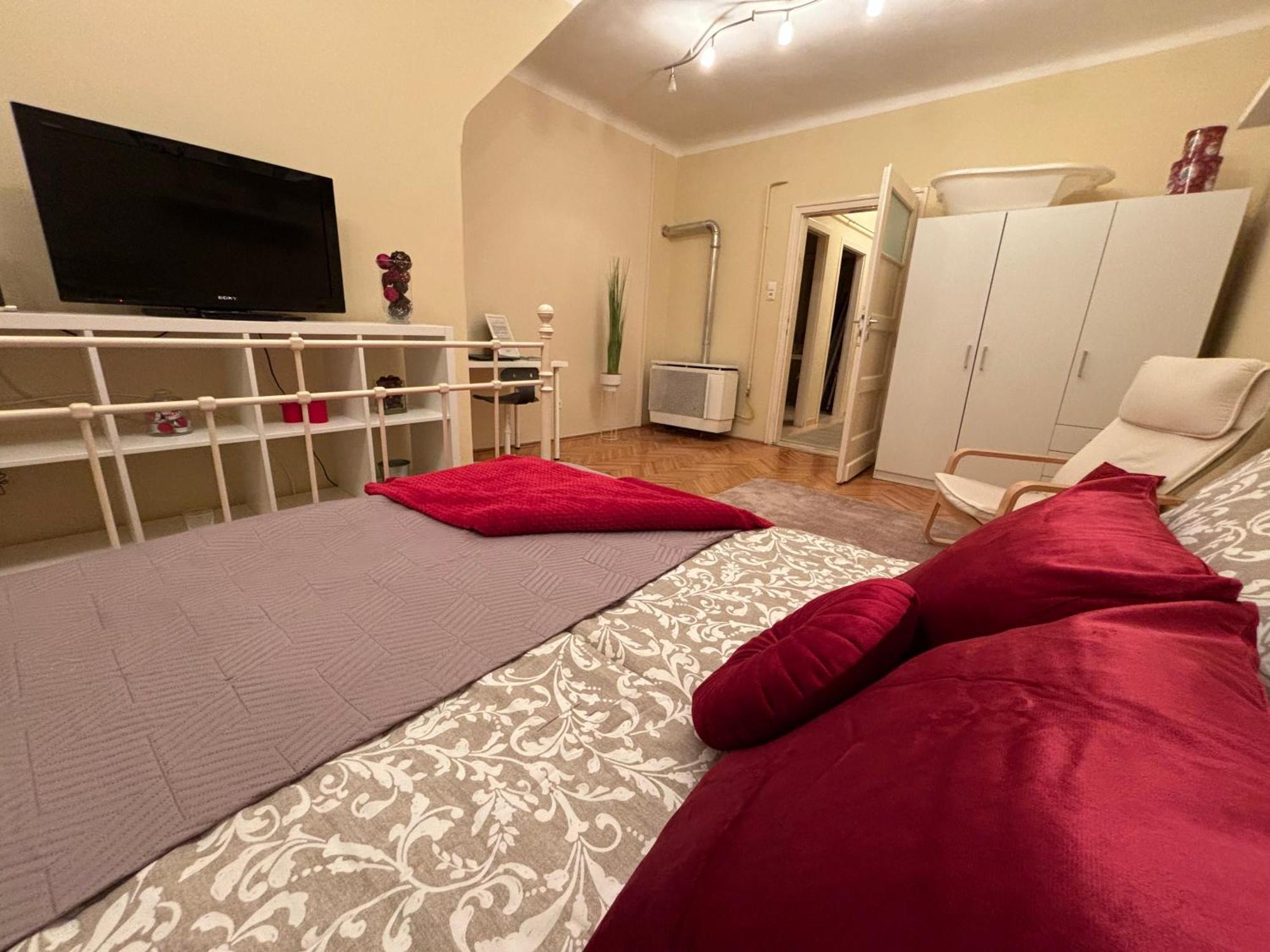 Downtown Hideaway Apartman Budapest Ngoại thất bức ảnh